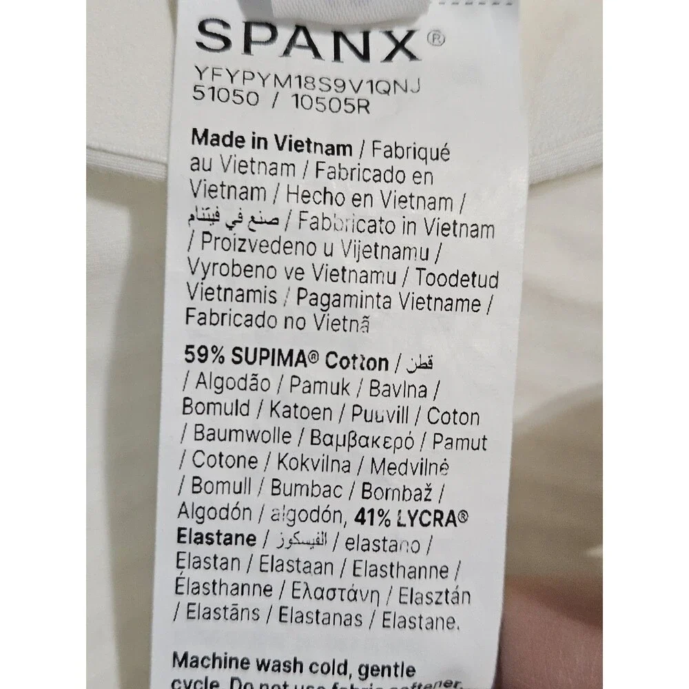 Spanx On-the-Go Shorts White Size M Ultimate Opacity Technology Stretch Basic